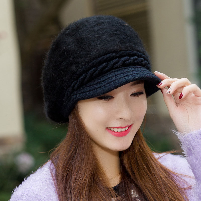 Women's Sweet Style Flocking Embellishment Plain Pattern Dome Crown Short Brim Knitted Hats