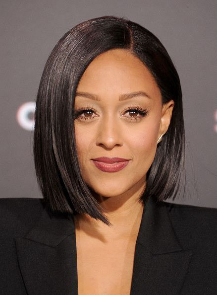 Tia Mowry Popular Lob Hairstyle Mid-length Straight Side Swept Synthetic Lace Front Wigs 12 Inches