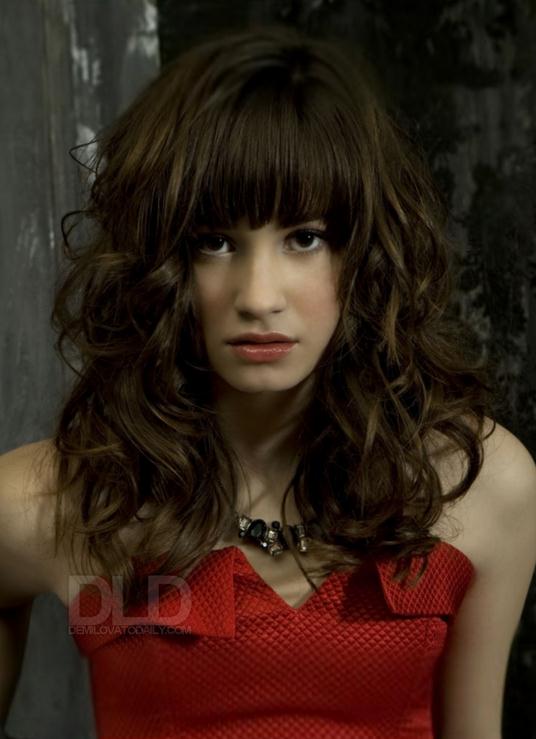 Beautiful Sweet Demi Lovato Hairstyle Long Big Curly Capless Wig 100% Human Hair 18 Inches