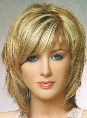 Layered Medium Straight Wigs Synthetic Hair Capless 12 Inches