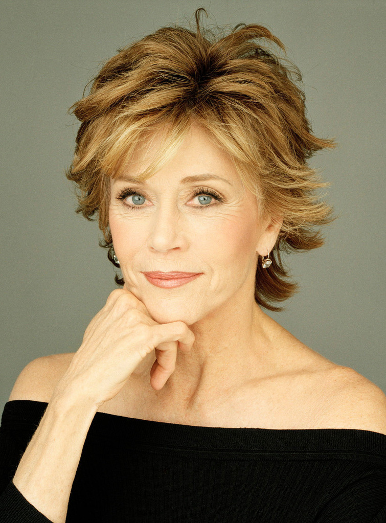 Jane Fonda Short Straight Layered Synthetic Hair Capless Wigs 8 Inches